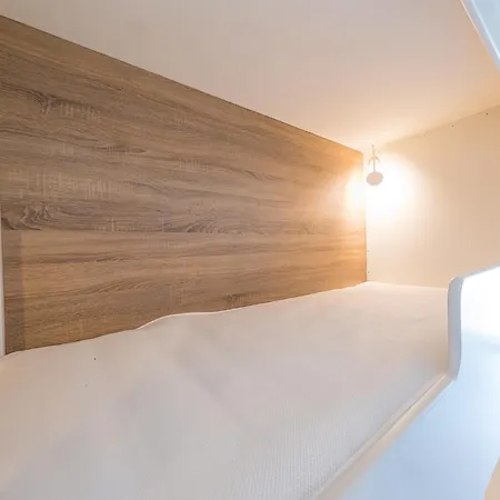 Modern With Sea View And Garage Appartement