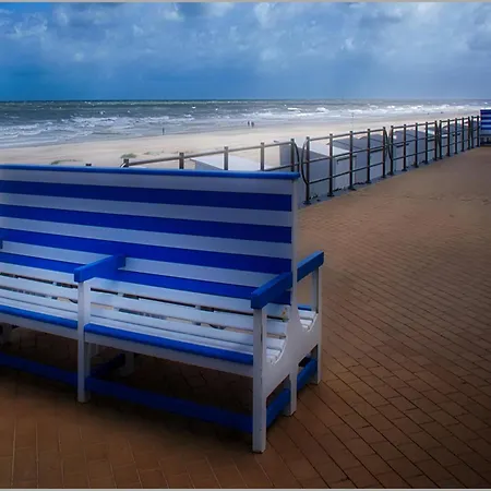 Modern With Sea View And Garage Middelkerke
